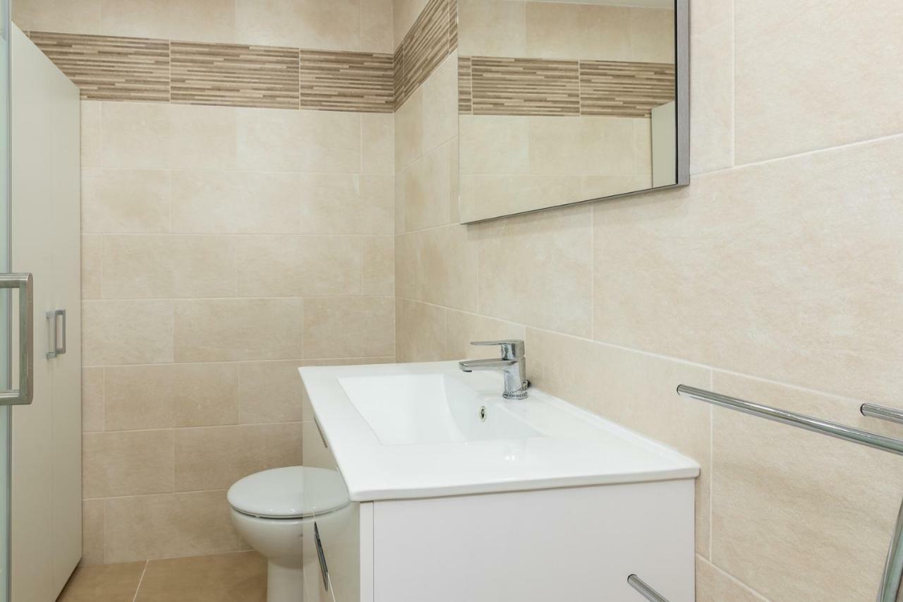 Apartamento Al Lado De La Playa Benalmádena Exteriör bild